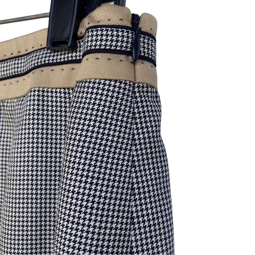 CARLISLE Vintage Houndstooth Fluted Pencil Skirt